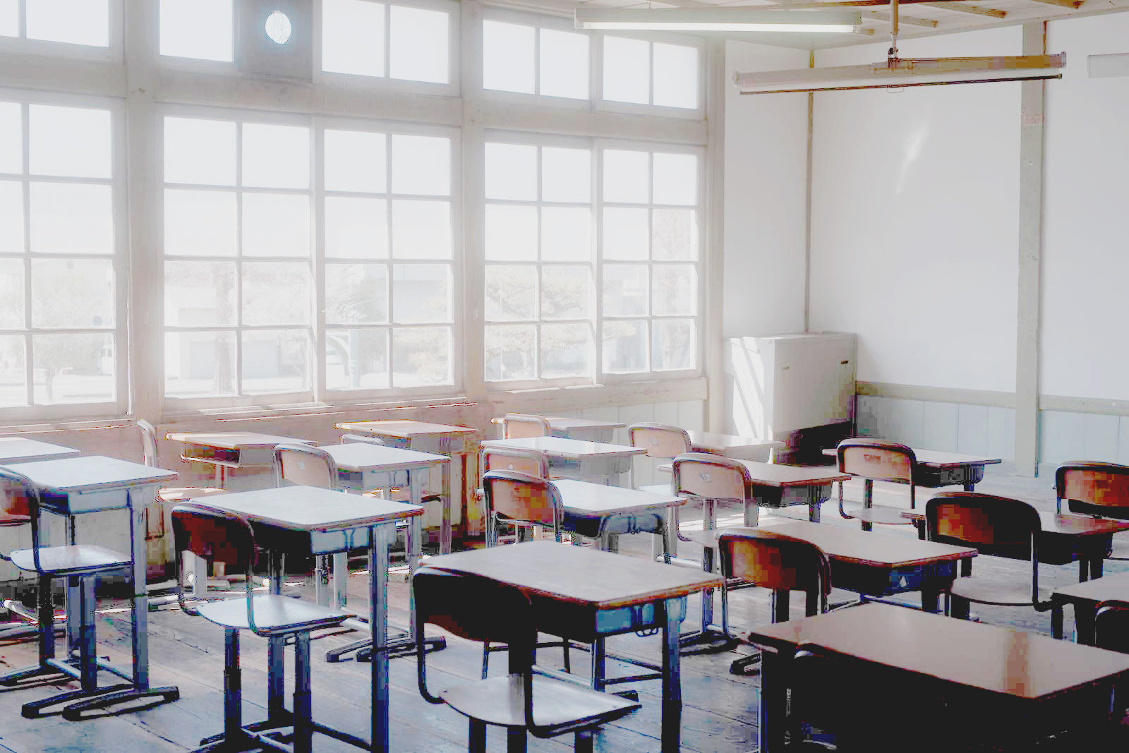 なぜ「高圧にする」選択をしたのか｜学校エアコンRFPが固定してしまったもの