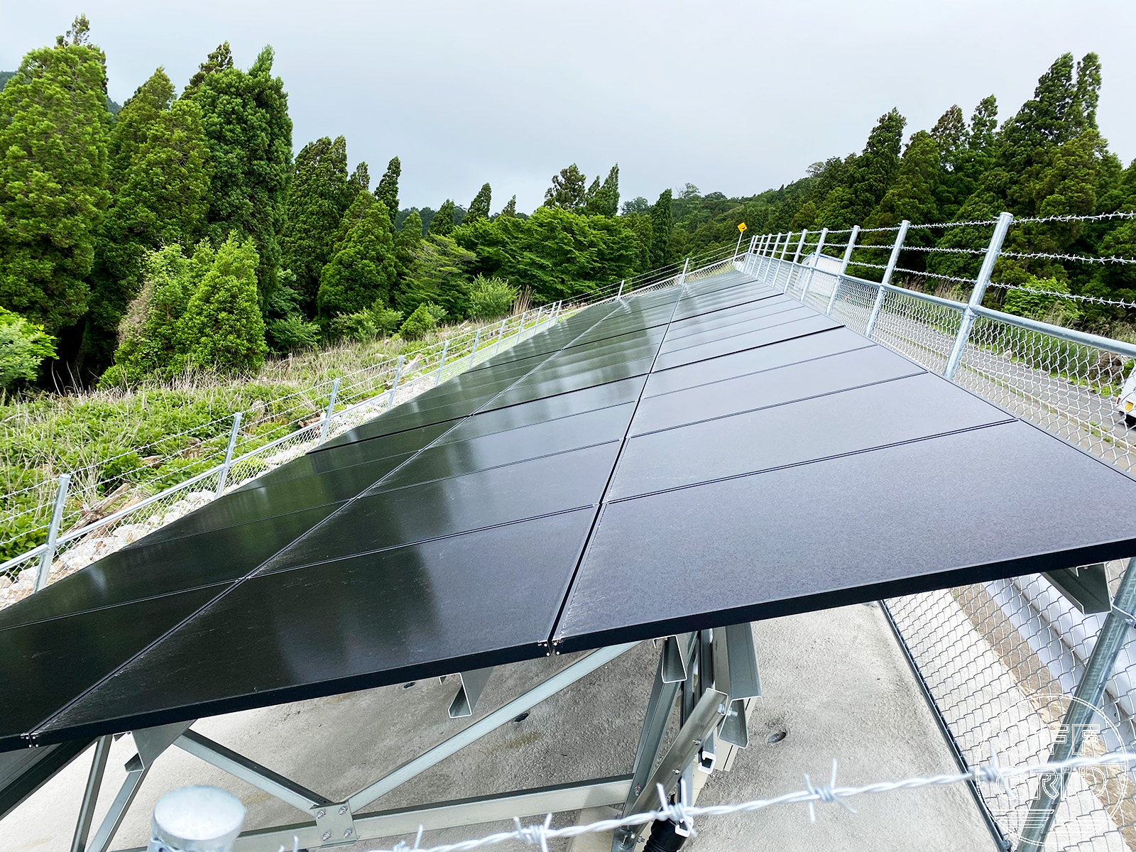 CIGS太陽光パネル