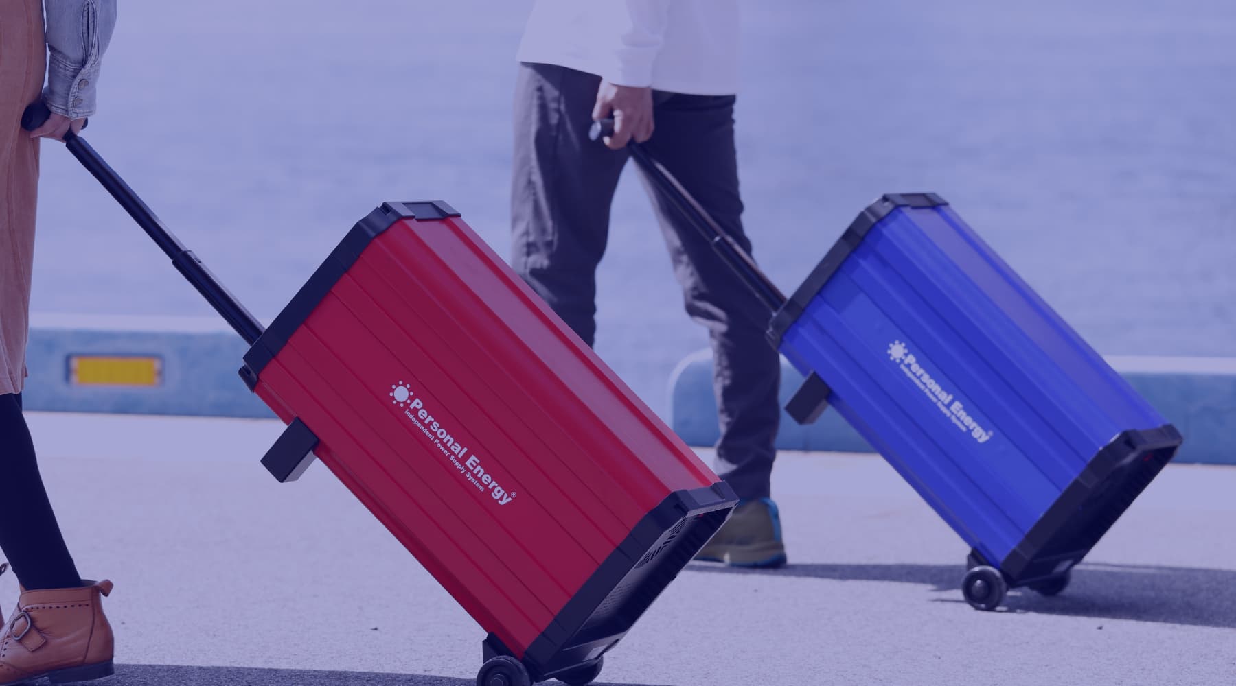 HPP-2000とHBB-1000を車輪で移動する様子